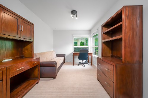 2099 132A Street, Surrey, BC 