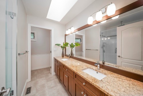 2099 132A Street, Surrey, BC 