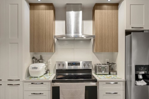 81-6350 142 Street, Surrey, BC 