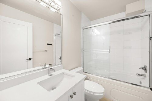 17366 0B Avenue, Surrey, BC 