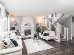 14579 33b Avenue  Surrey, BC V4P 3M8