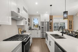 11-19501 74 Avenue  Surrey, BC V4N 6V7