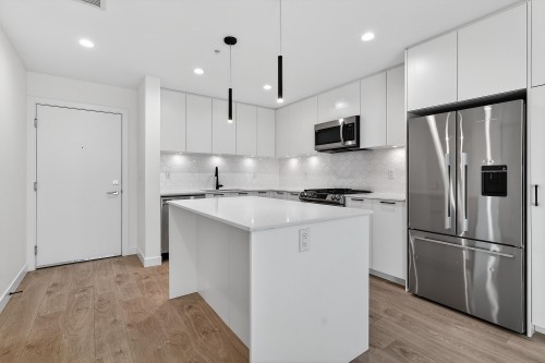 314-8380 200a Street  Langley, BC V2Y 3S5