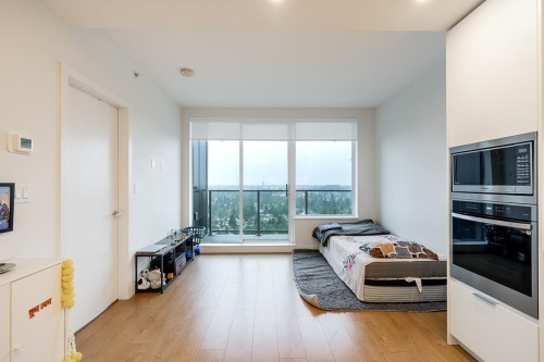 2305-13359 Old Yale Road, Surrey, BC 