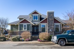 19667 72a Avenue  Langley, BC V2Y 3E5