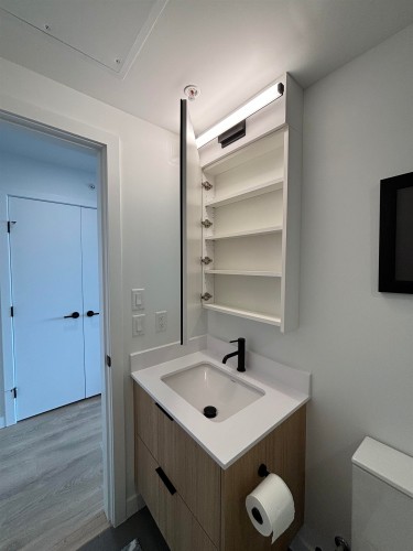 1503-13685 102 Avenue, Surrey, BC 