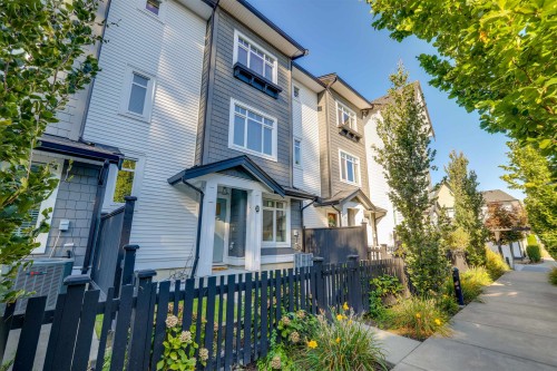 20-6897 201 Street  Langley, BC V2Y 0Z3