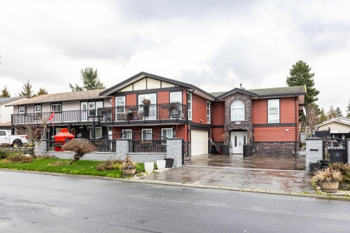 9318 Cinnamon Drive, Surrey, BC 