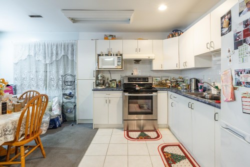9318 Cinnamon Drive, Surrey, BC 