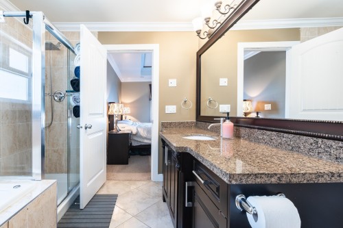 14239 62 Avenue, Surrey, BC 