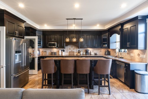 14239 62 Avenue, Surrey, BC 