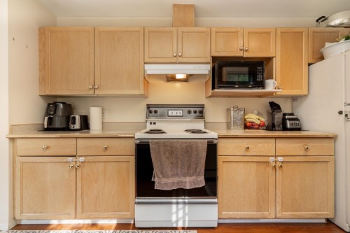 128-14861 98 Avenue, Surrey, BC 