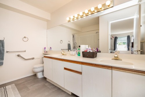 128-14861 98 Avenue, Surrey, BC 