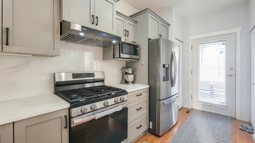 15136 61A Avenue, Surrey, BC 