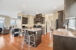 33382 Franklin Avenue Abbotsford, BC V2S 1A9