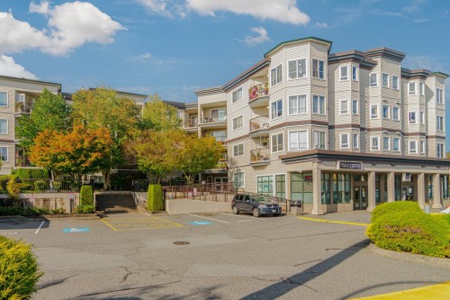 201-5765 Glover Road  Langley, BC V3A 8M8