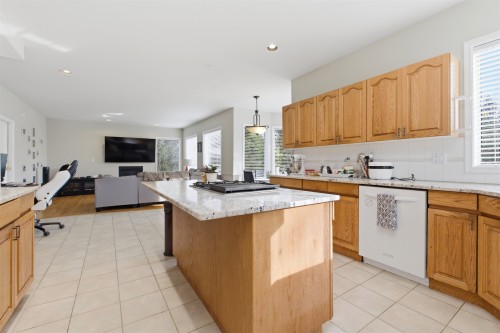 4570 Maysfield Crescent, Langley, BC 