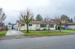 27056 28a Avenue  Langley, BC V4W 3A4