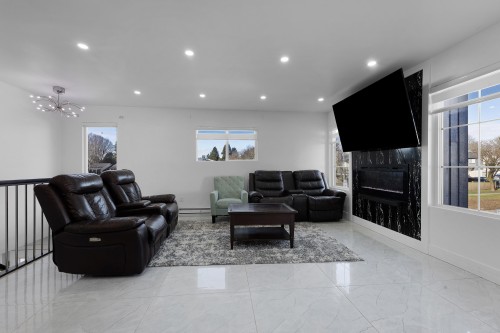 123 Springfield Drive, Langley, BC 