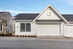 10-5528 148 Street  Surrey, BC V3S 3B4