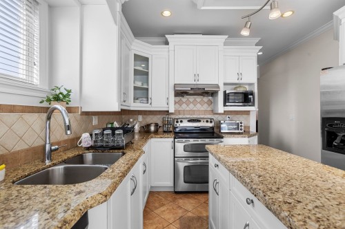 9416 Wallace Crescent, Surrey, BC 