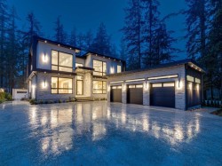 2589 141 Street  Surrey, BC V4P 2E5