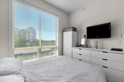 405-13468 King George Boulevard, Surrey, BC 