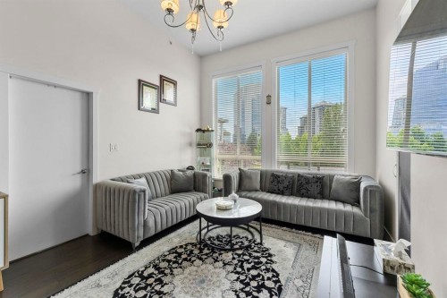 405-13468 King George Boulevard, Surrey, BC 