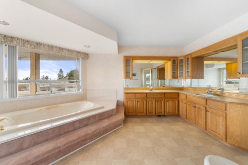 13395 14 Street, Surrey, BC 