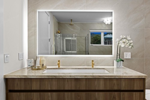 14799 Oxenham Avenue, White Rock, BC 