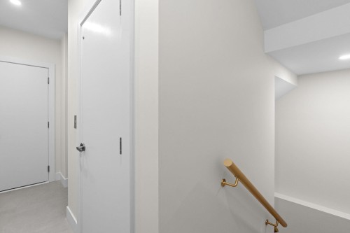 14799 Oxenham Avenue, White Rock, BC 