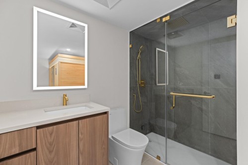 14799 Oxenham Avenue, White Rock, BC 