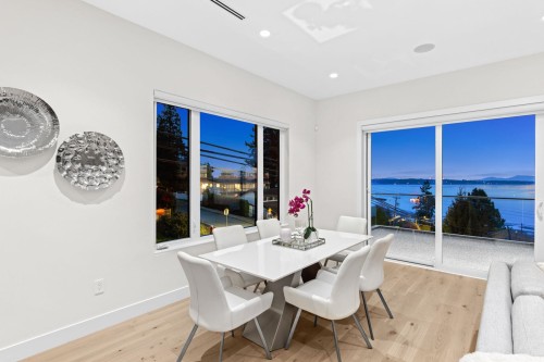 14799 Oxenham Avenue, White Rock, BC 