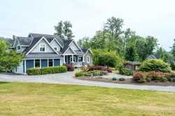 1192 212 Street  Langley, BC V2Z 1T1