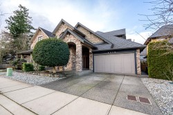 2513 164 Street  Surrey, BC V3S 0E2