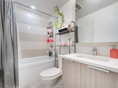 2311-13308 Central Avenue, Surrey, BC 