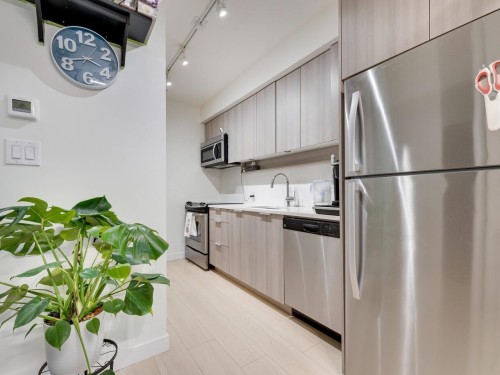 2311-13308 Central Avenue, Surrey, BC 