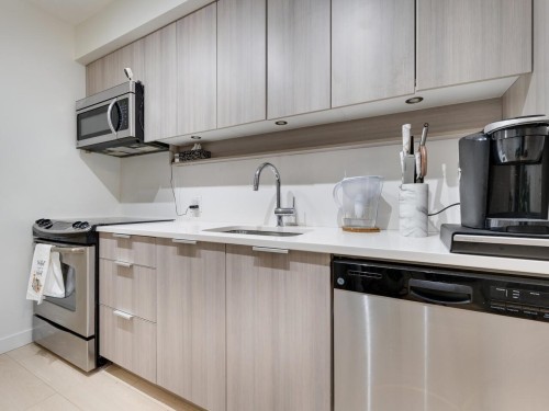 2311-13308 Central Avenue, Surrey, BC 