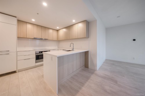 903-13318 104 Avenue, Surrey, BC 