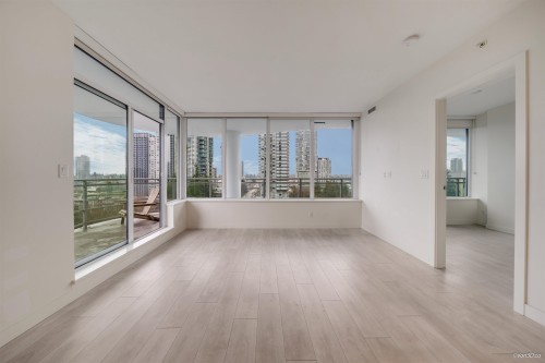 903-13318 104 Avenue, Surrey, BC 