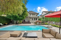 15639 37a Avenue  Surrey, BC V3Z 0H7