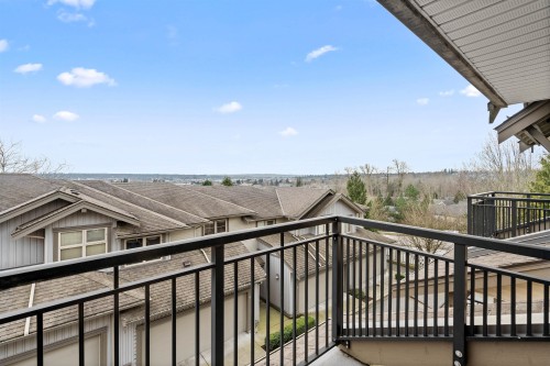 3-20326 68 Avenue  Langley, BC V2Y 0E3