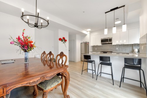 19-18855 72 Avenue, Surrey, BC 