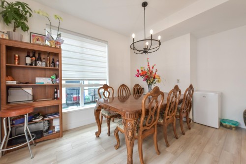 19-18855 72 Avenue, Surrey, BC 