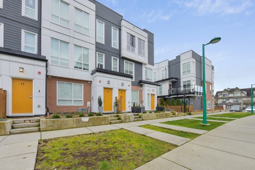 19-18855 72 Avenue, Surrey, BC 