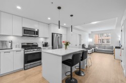 210-20052 83a Avenue  Langley, BC V2Y 3P4