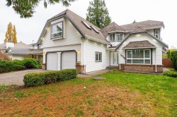 15738 97 Avenue  Surrey, BC V4N 2T3