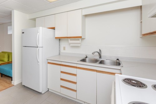 832 Stevens Street, White Rock, BC 