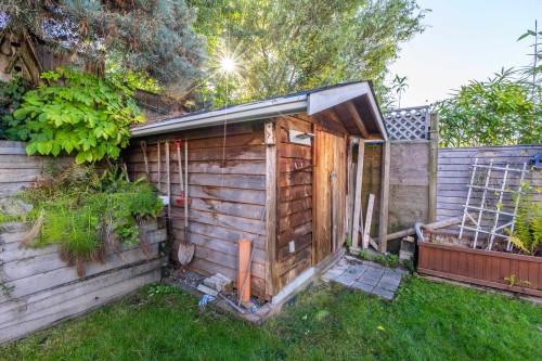 832 Stevens Street, White Rock, BC 