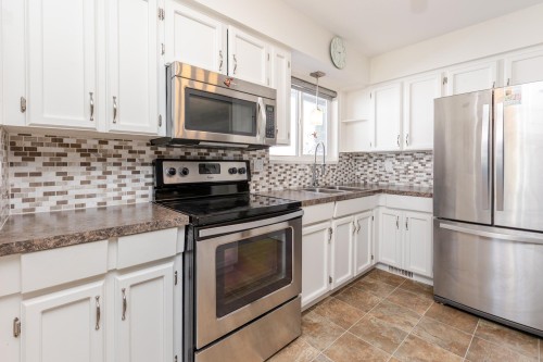 832 Stevens Street, White Rock, BC 